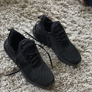 Nike Air Max 270, all black